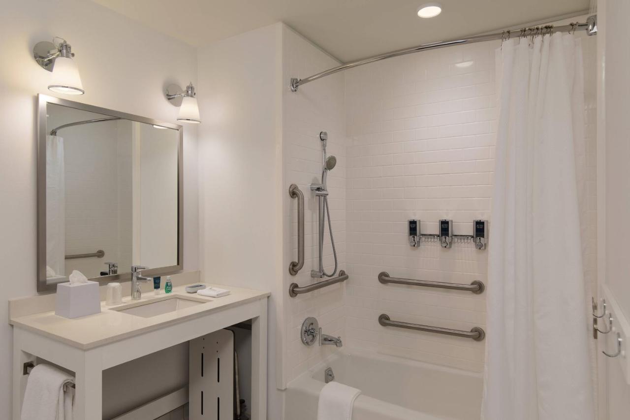 Four Points By Sheraton Seattle Airport South Des Moines Exteriör bild