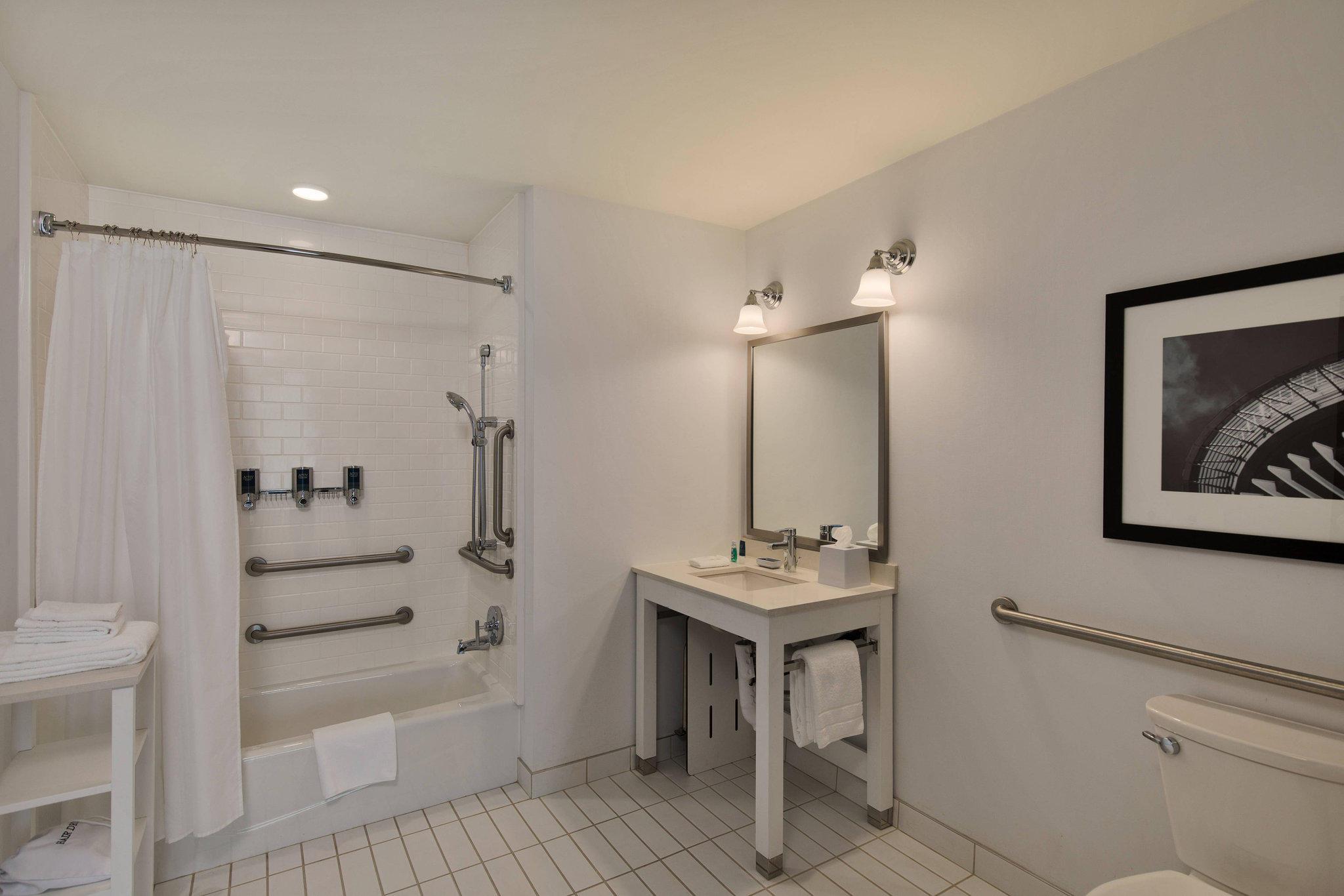 Four Points By Sheraton Seattle Airport South Des Moines Exteriör bild